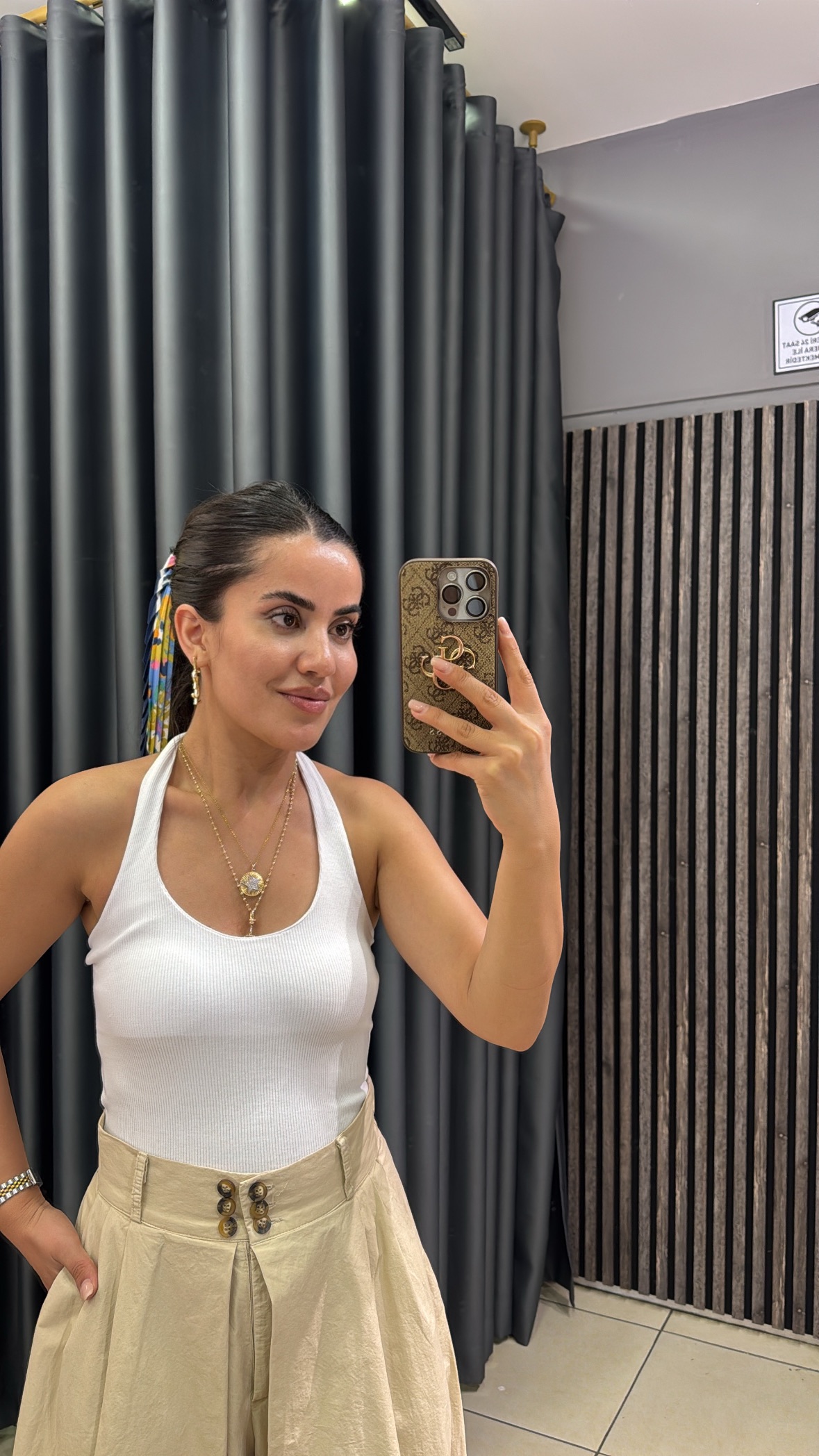 Beyaz Boyundan Askılı Fitili Buluz 